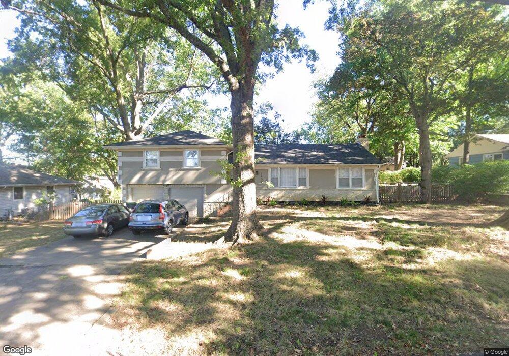 1609 NW A St, Blue Springs, MO 64015 - photo 1