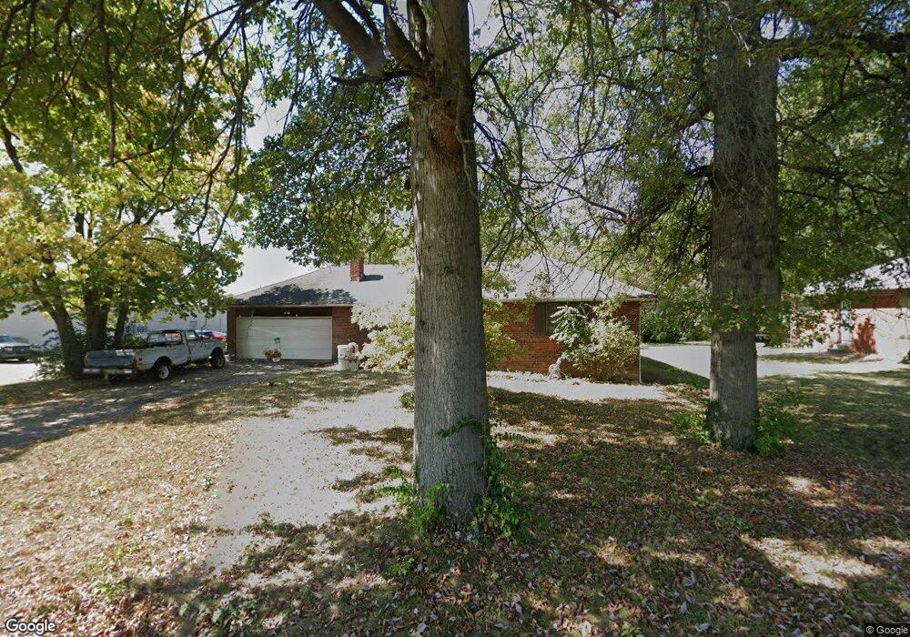 811 Lamby Ln, Columbus, OH 43213 - photo 1