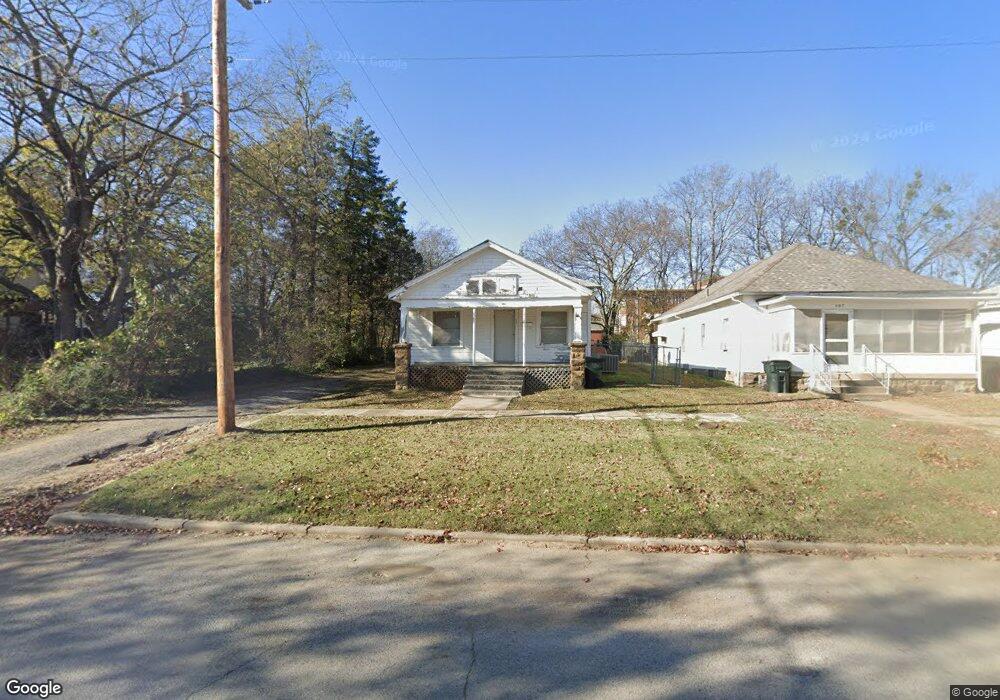 405 N 4th St, Henryetta, OK 74437 - photo 1