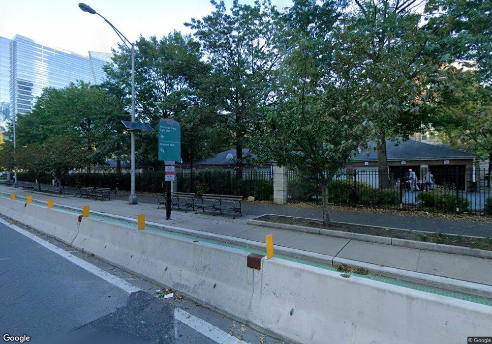 402 Washington Blvd unit 2M2, Jersey City, NJ 07310 - photo 1