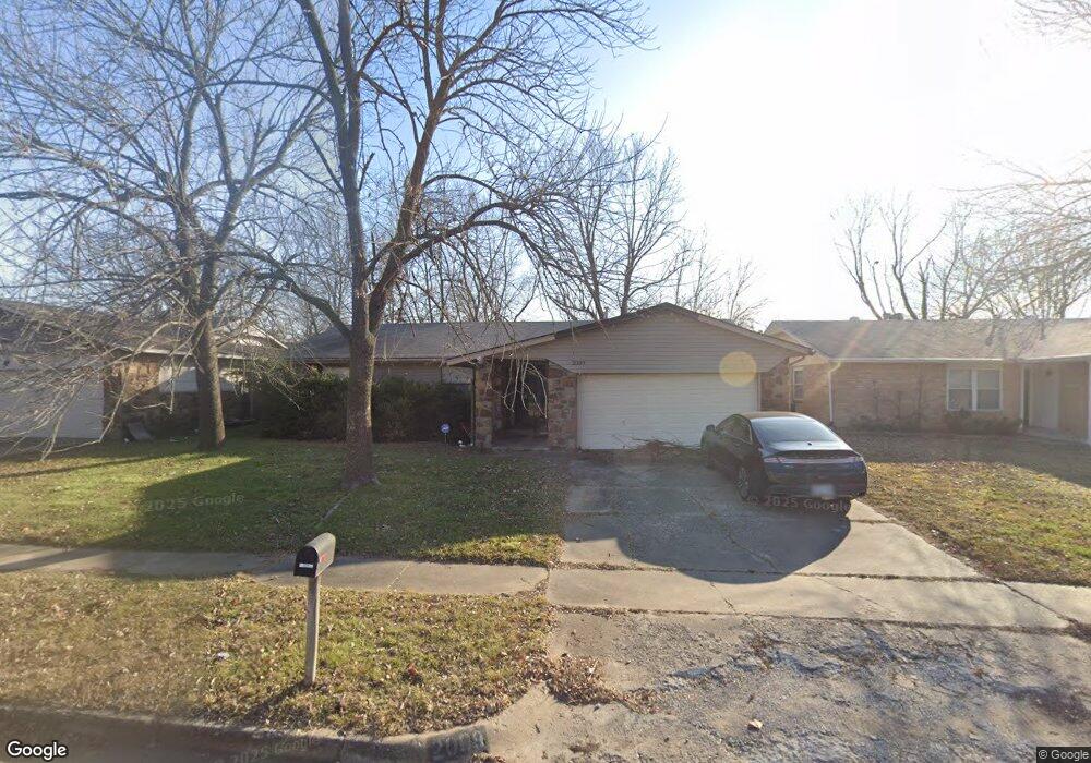 2009 W Gary St, Broken Arrow, OK 74012 - photo 1
