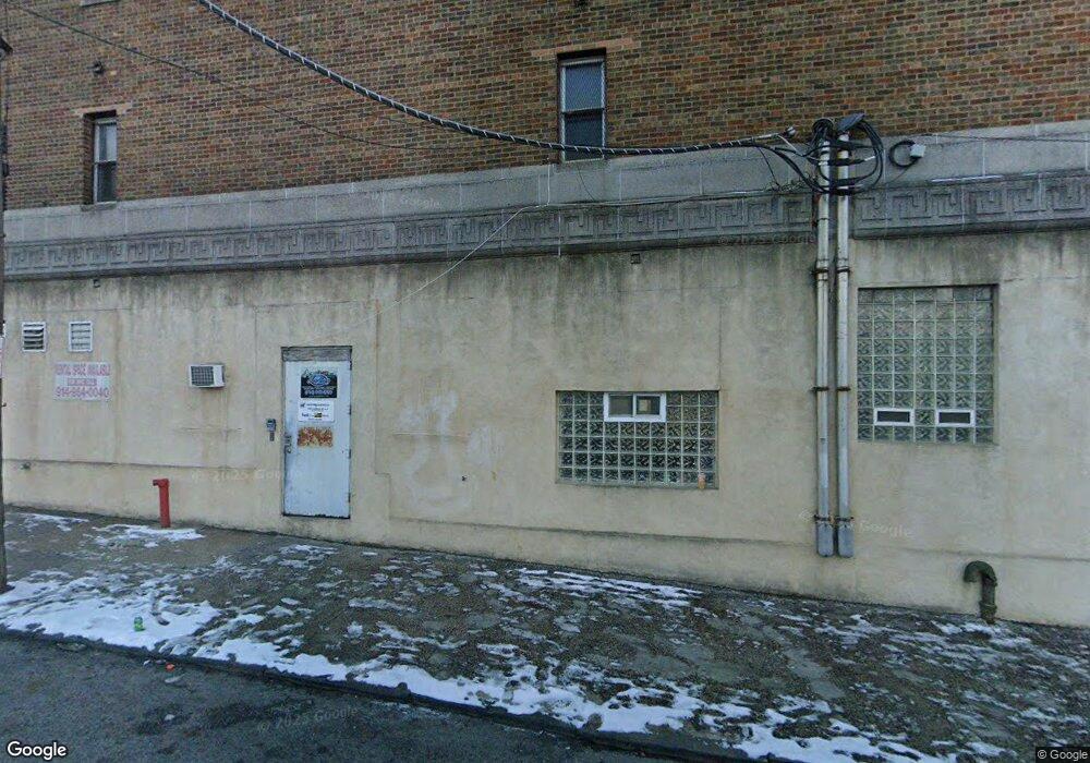 166 Ludlow St unit 4, Yonkers, NY 10705 - photo 1