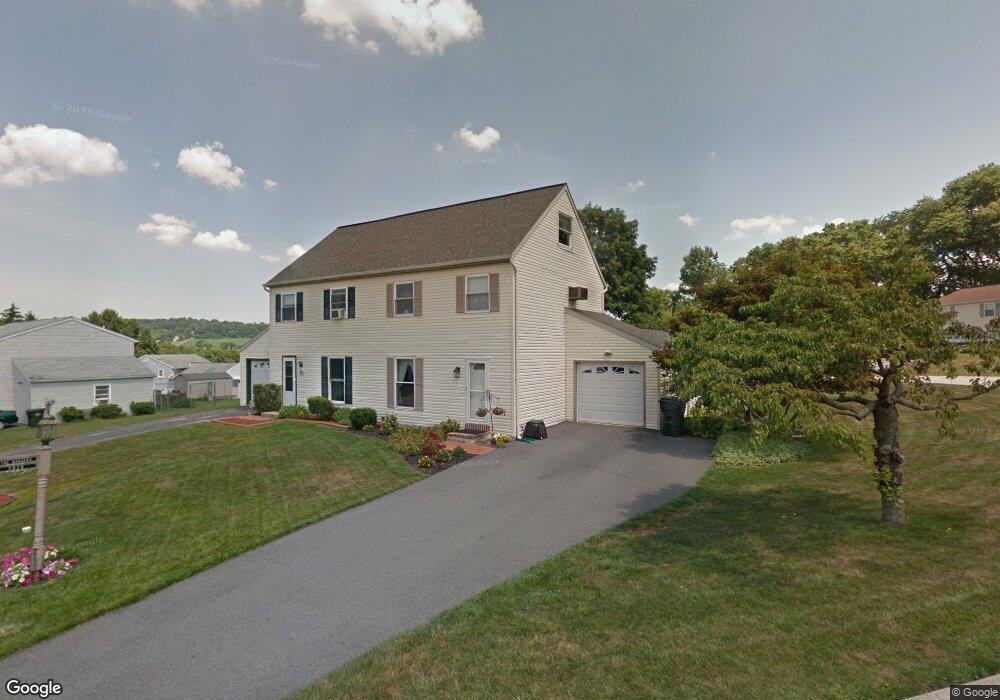 2030 Aspen Ln, Columbia, PA 17512 - photo 1