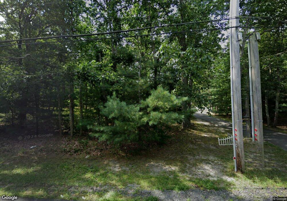 906 Magnolia Rd, Southampton, NJ 08088 - photo 1