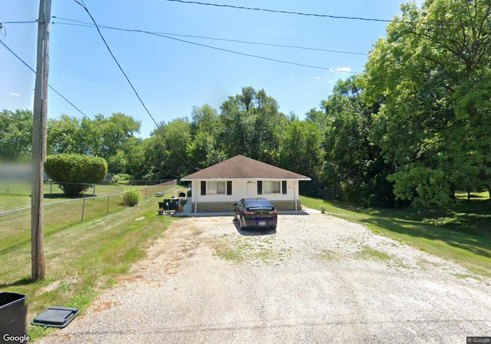 6204 W Fairview None, Peoria, IL 61607 - photo 1