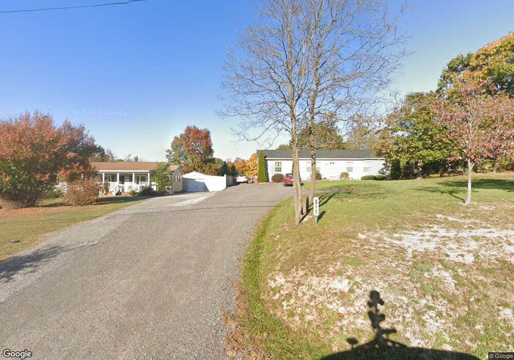 1510 Three Run Rd, Bunker Hill, WV 25413 - photo 1