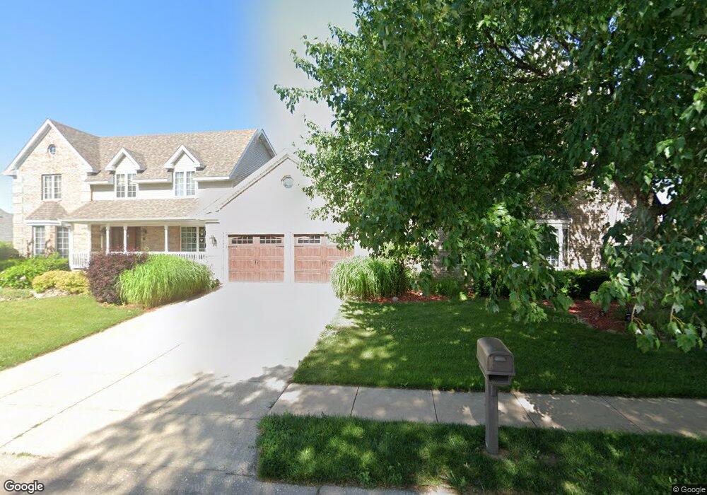 4312 Kelling St, Davenport, IA 52806 - photo 1