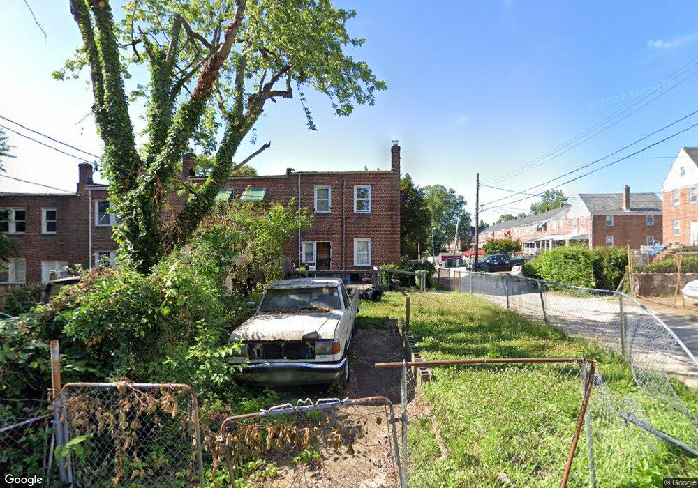 3936 Flowerton Rd, Baltimore, MD 21229 - photo 1