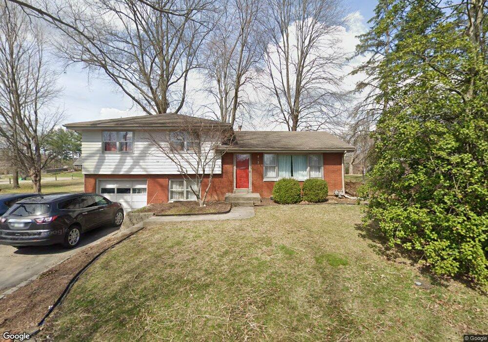 1001 Woodside Dr, New Albany, IN 47150 - photo 1