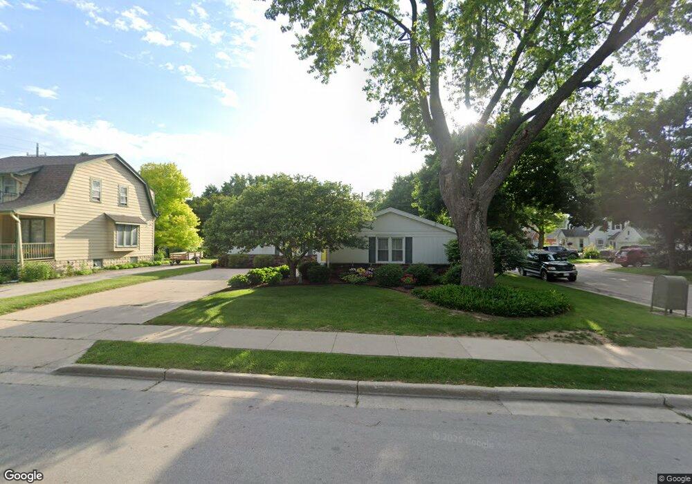 4831 N 127th St, Butler, WI 53007 - photo 1