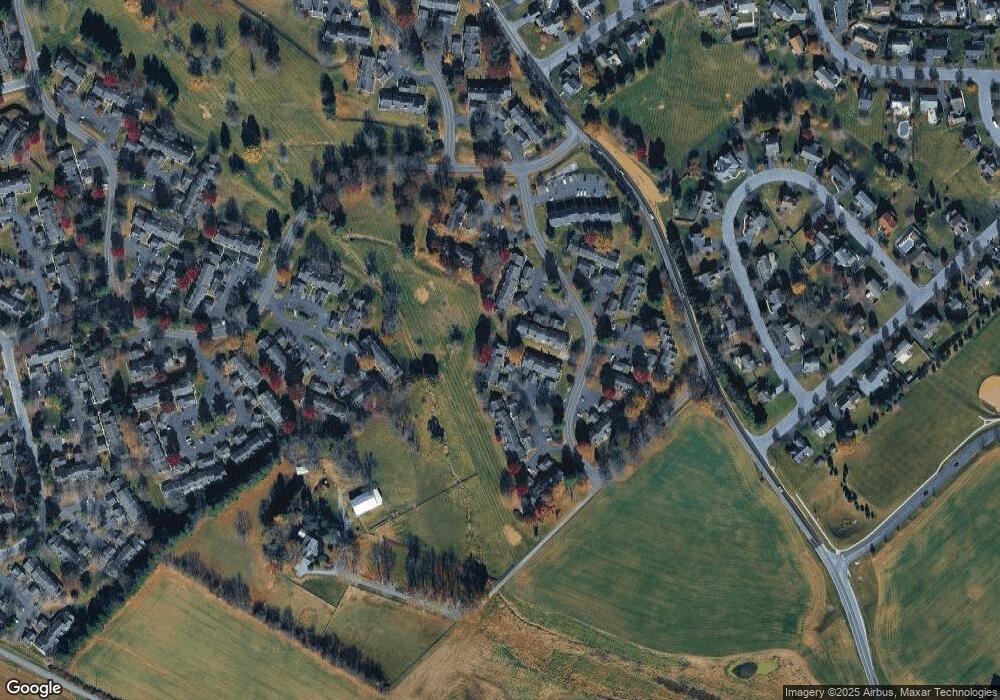 610 Barrington Ct, Palmyra, PA 17078 - photo 1