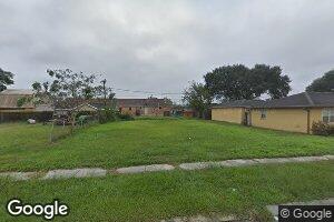 2513 Edgar Dr, Violet, LA 70092
