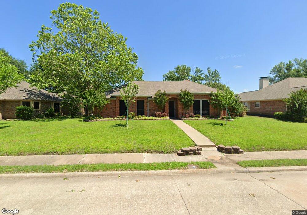510 N Winding Oaks Dr, Wylie, TX 75098 - photo 1