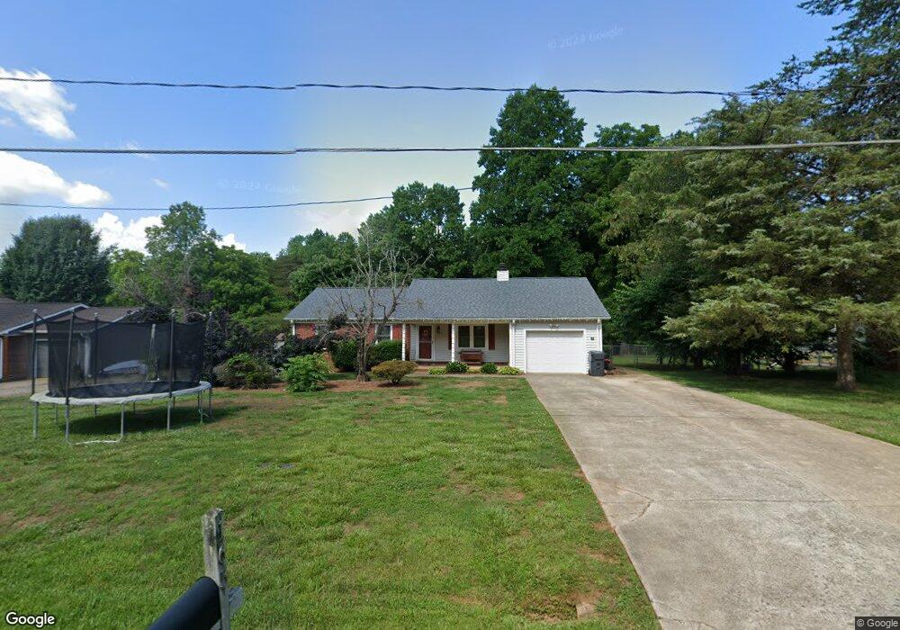 165 Kingswood Rd, Statesville, NC 28625 - photo 1