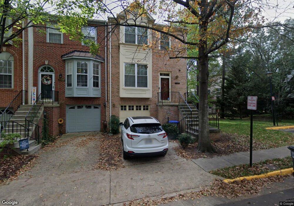 2404 Hay Rake Ct, Herndon, VA 20171 - photo 1