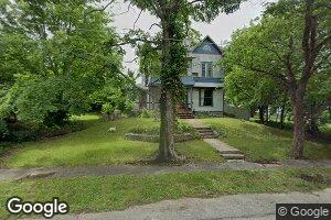 831 Prospect Ave, Carthage, MO 64836