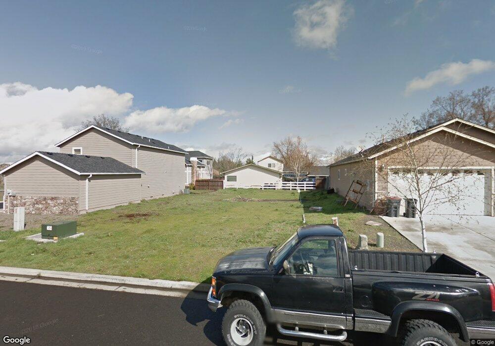 848 Virginia Dr unit 10, Central Point, OR 97502 - photo 1