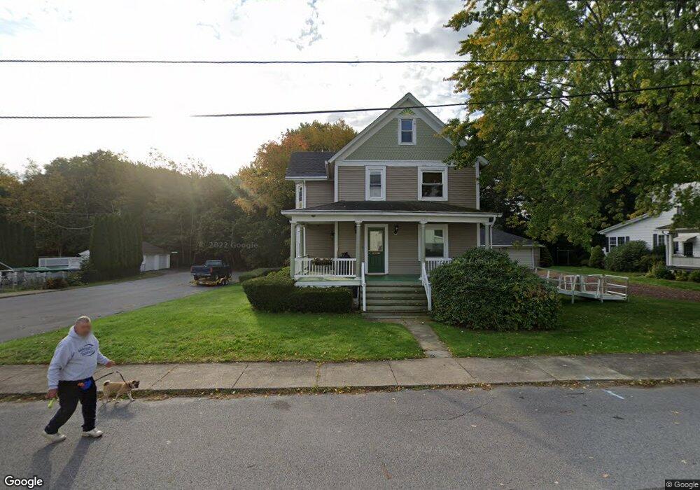 401 Cooper St, Taylor, PA 18517 - photo 1