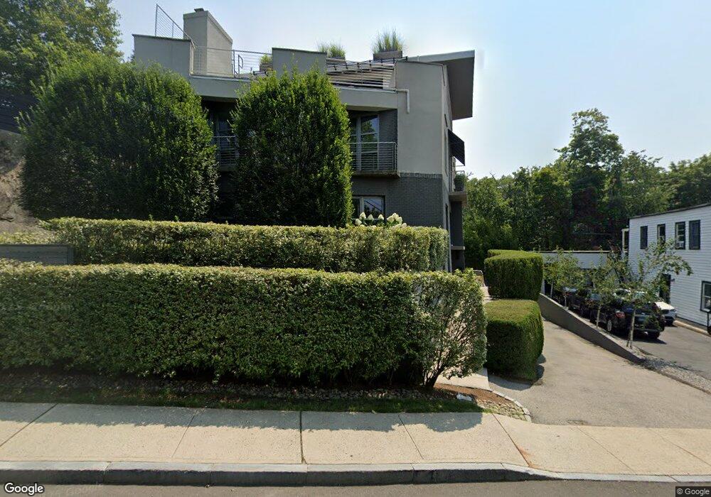 34 Bruce Park Ave, Greenwich, CT 06830 - photo 1