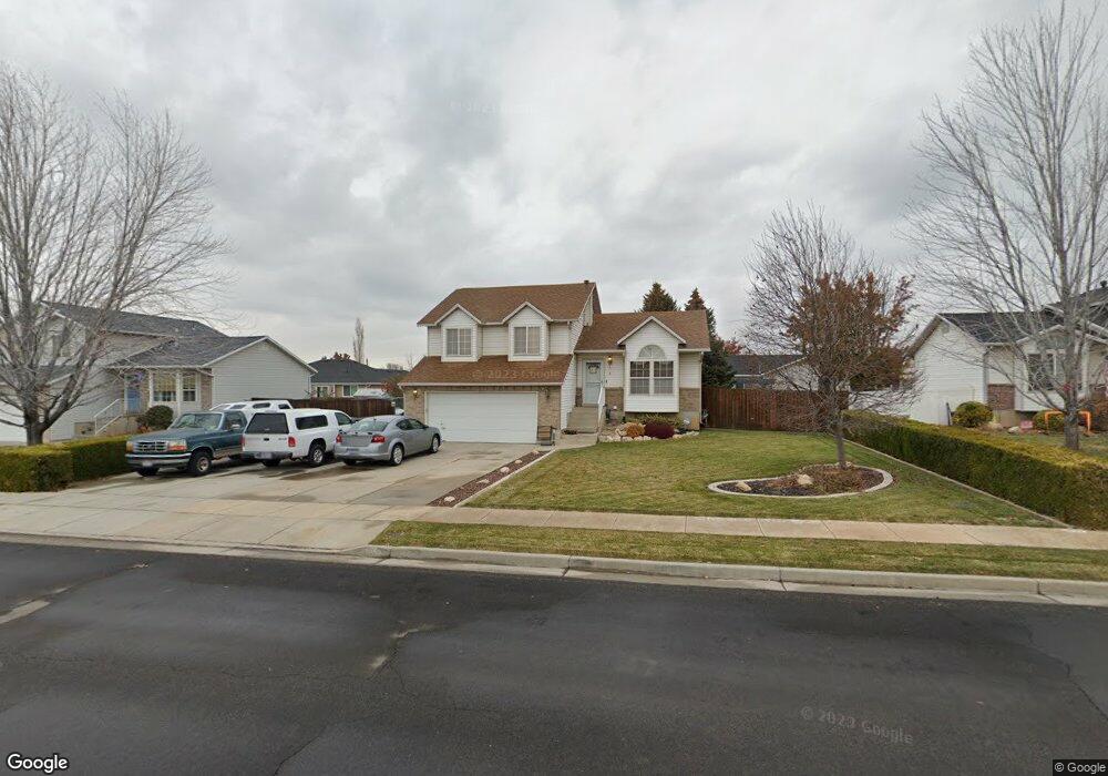 668 W 1960 N, Clearfield, UT 84015 - photo 1