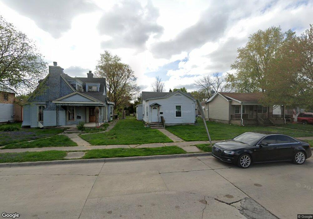 116 N Sherman St, Lincoln, IL 62656 - photo 1