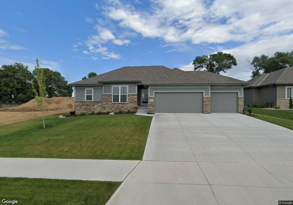 10451 S 102nd St, Papillion, NE 68046 - photo 1