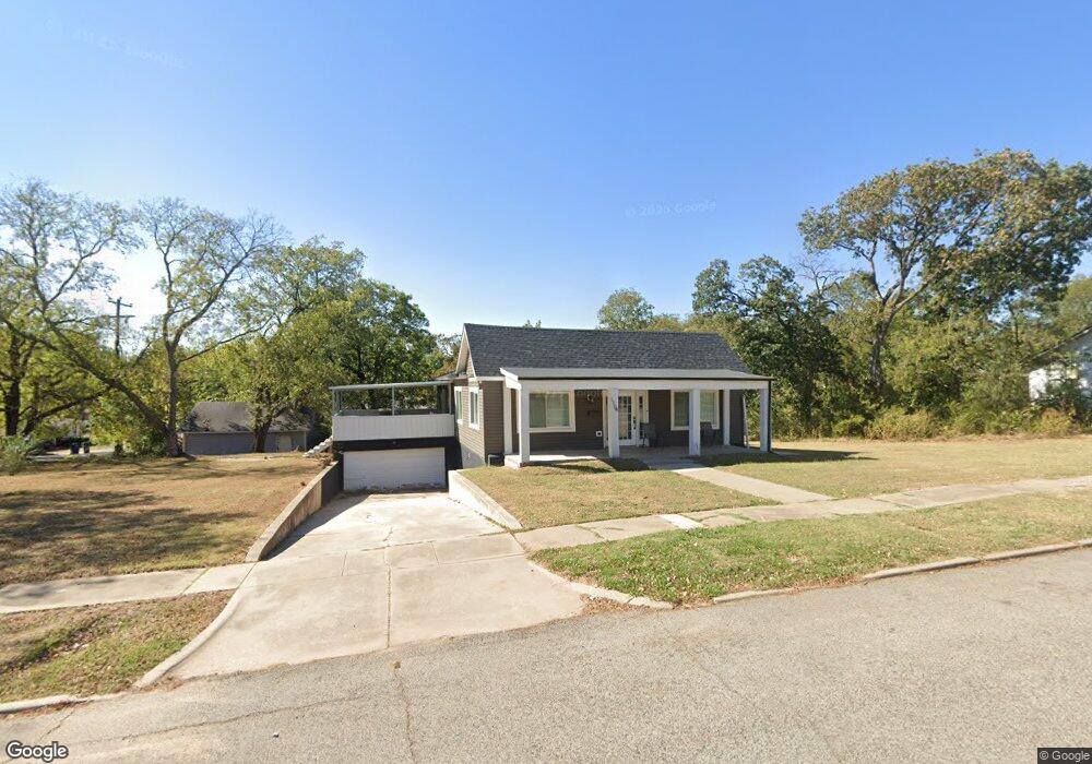 1104 N Beard Ave, Shawnee, OK 74801 - photo 1