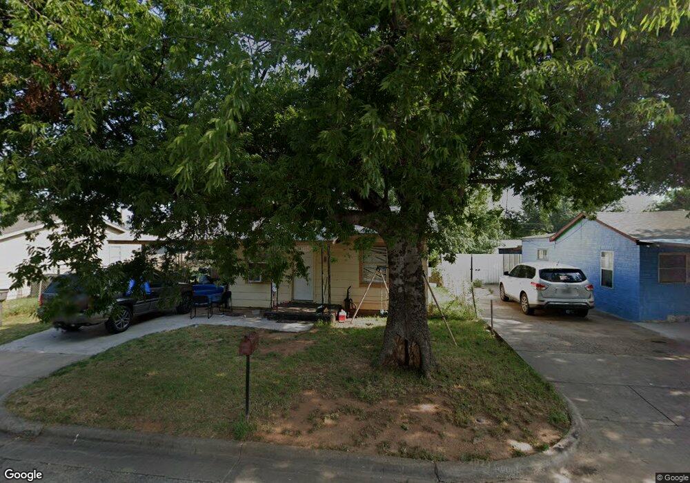 1218 33rd St, Wichita Falls, TX 76302 - photo 1