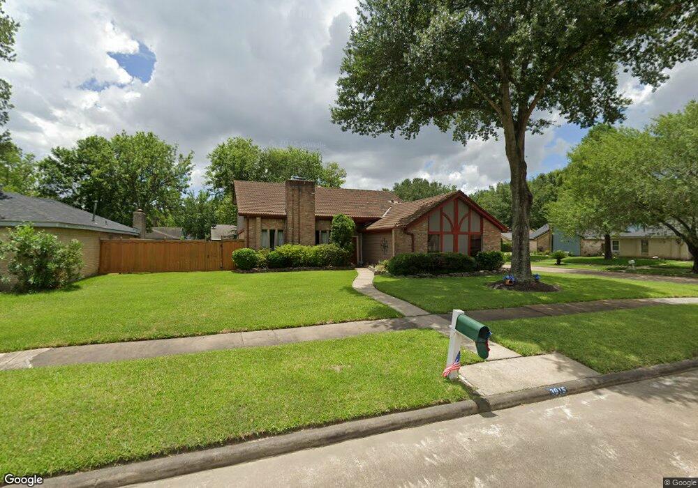 3915 Sardis Ln, Houston, TX 77088 - photo 1