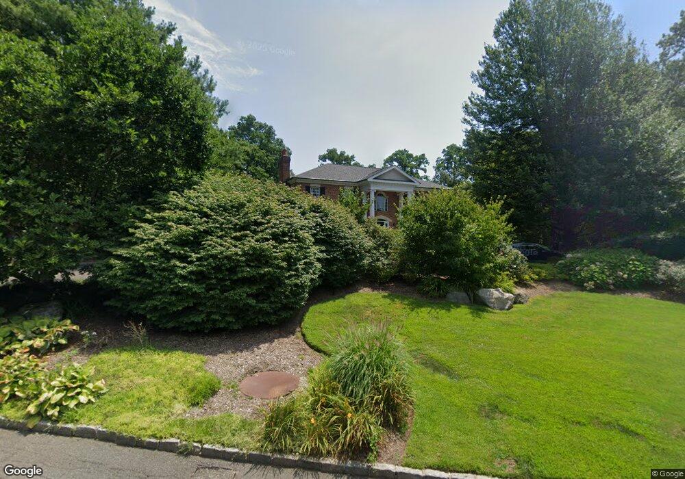 2 Backus Farm Ln, Port Washington, NY 11050 - photo 1