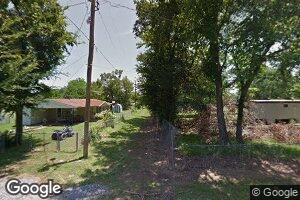 102 SE 1st St, Red Oak, OK 74563