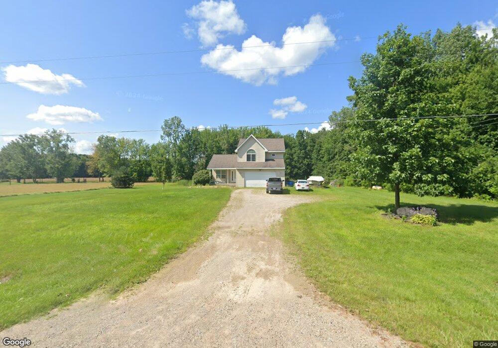 9274 Birch Run Rd, Millington, MI 48746 - photo 1