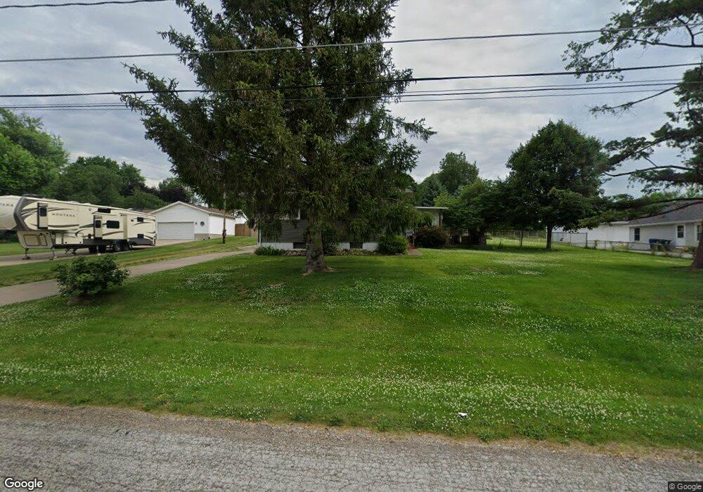 1836 W 51st St, Davenport, IA 52806 - photo 1