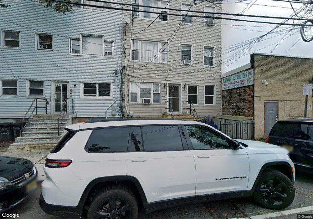 214 Fairmount Ave unit 2, Jersey City, NJ 07306 - photo 1