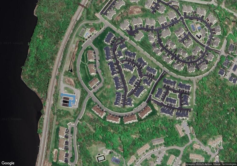 46 Champlain Way unit 71, Wappingers Falls, NY 12590 - photo 1