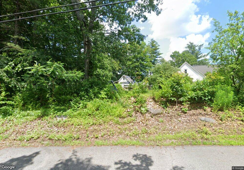 34 W Union St, Goffstown, NH 03045 - photo 1