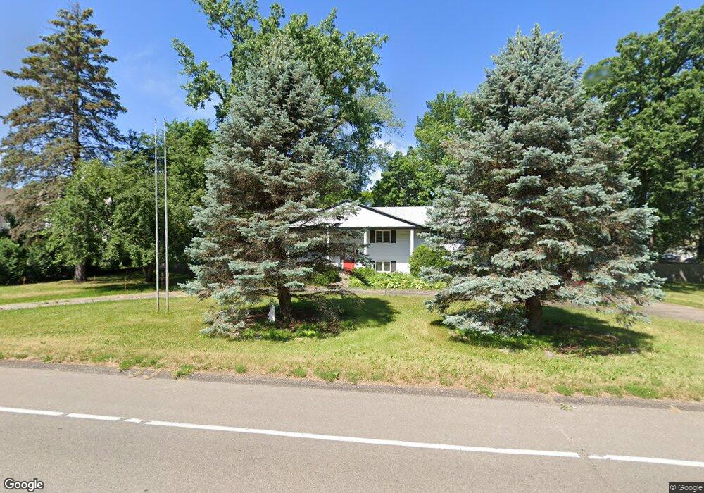 3806 Williston Rd, Minnetonka, MN 55345 - photo 1