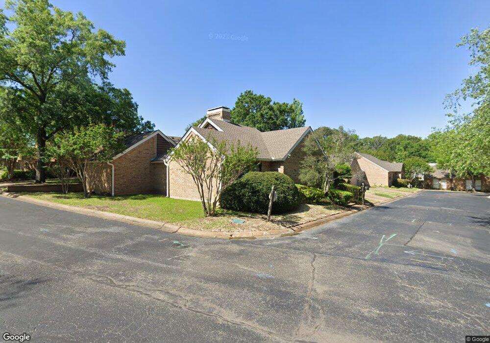 819 Bradley Ct, Tyler, TX 75703 - photo 1