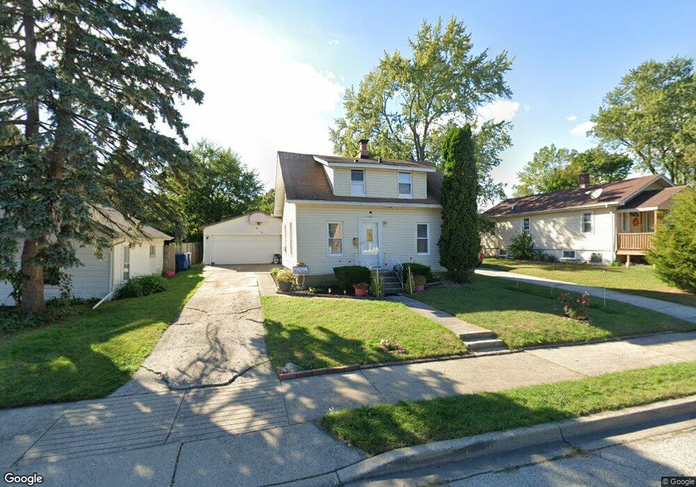122 N Sumac Ave, Waukegan, IL 60085 - photo 1