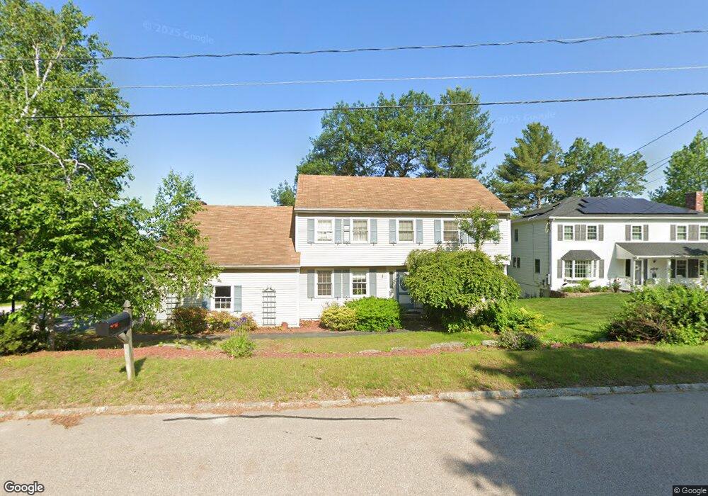 4 Decatur Dr, Nashua, NH 03062 - photo 1