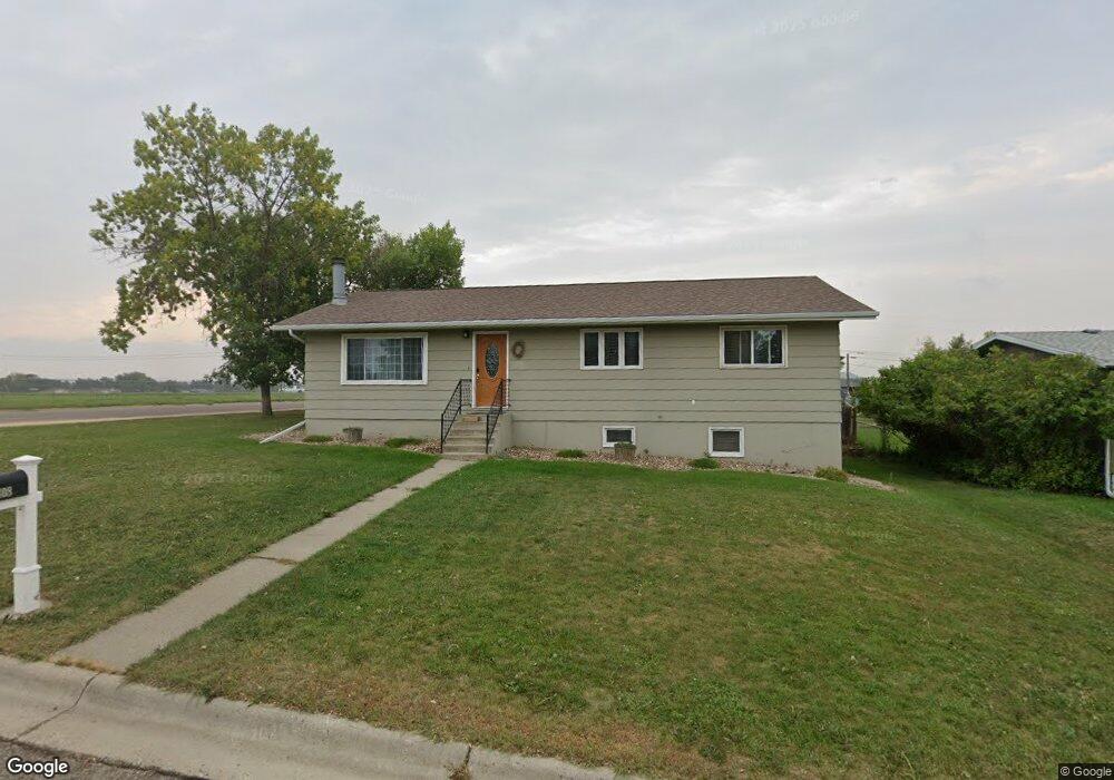 1608 Rich St W, Havre, MT 59501 - photo 1