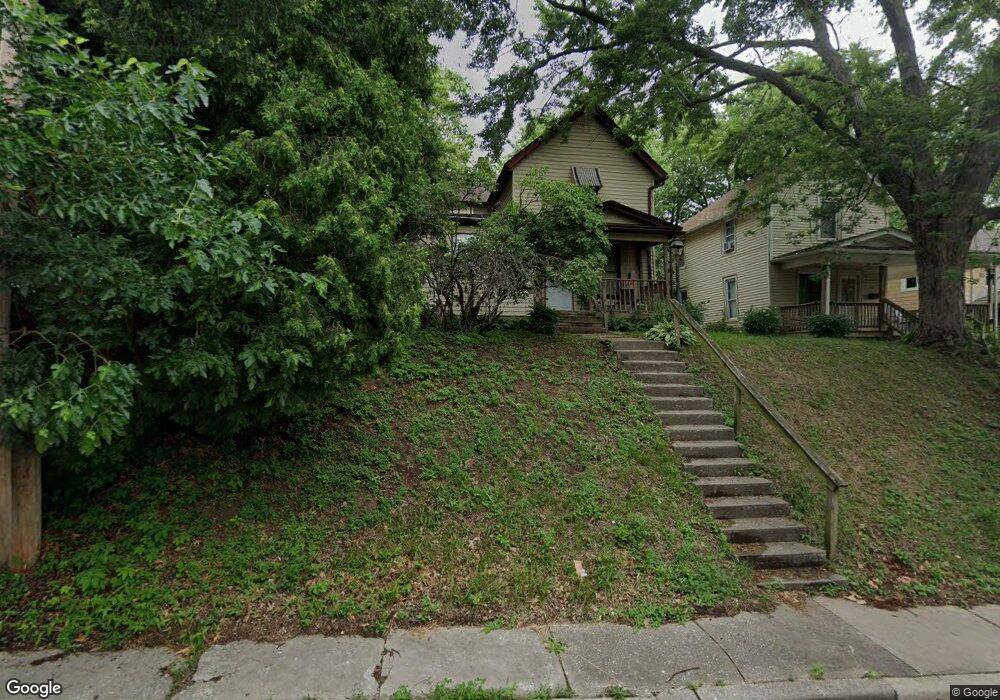 1605 Esplanade Ave, Davenport, IA 52803 - photo 1
