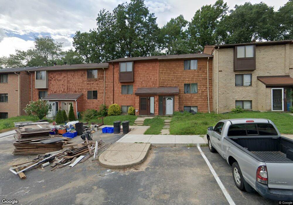 7441 Hickory Log Cir, Columbia, MD 21045 - photo 1