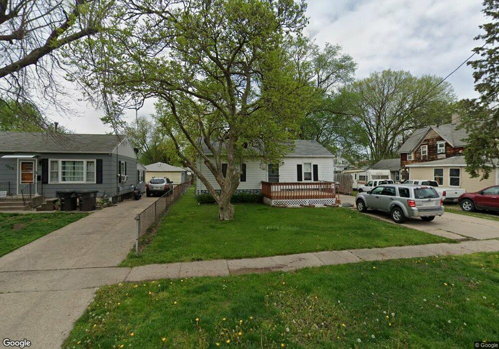 1704 E 24th St, Des Moines, IA 50317 - photo 1