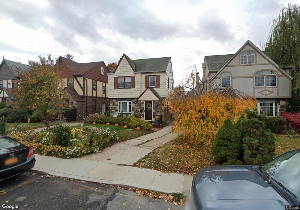 87-06 253rd St, Bellerose, NY 11426 - photo 1