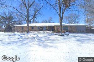 837 Broadview Dr, Lawrence, KS 66044