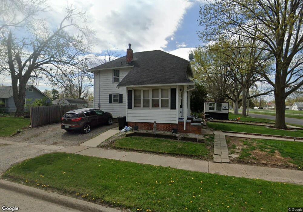 516 E 8th St N, Newton, IA 50208 - photo 1