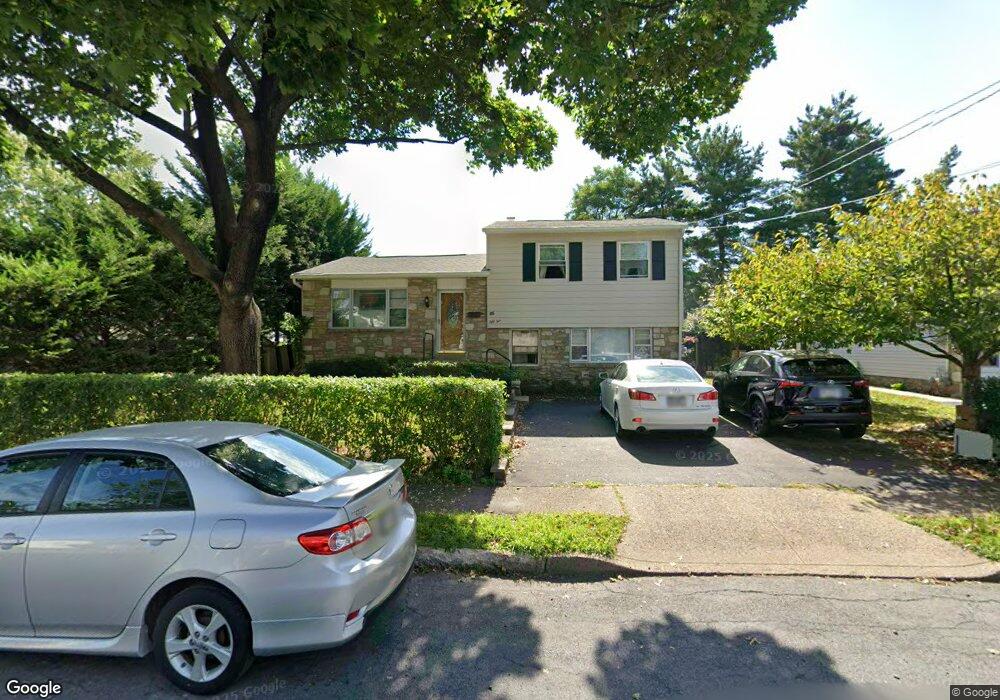 55 W End Dr, Lansdale, PA 19446 - photo 1