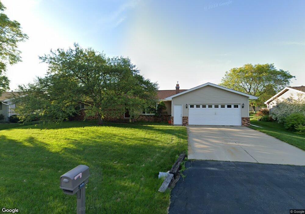 3520 W Sunnyview Rd, Appleton, WI 54914 - photo 1