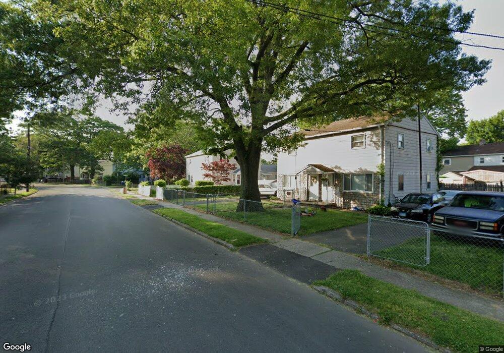 463 Columbus Ave, Stratford, CT 06615 - photo 1